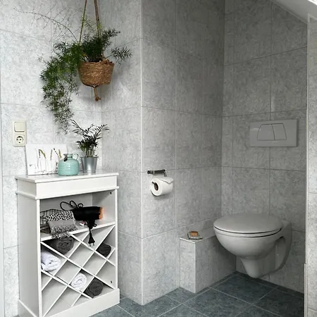 公寓 Bright By Interior - Herkulesblick, Familienzimmer, Garten, Bhf Naehe