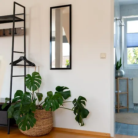 Bright By Interior - Familien App Fuer 4 Personen & Kinderbett - Gartennutzung- Ausblick Zum Herkules - Nahe Ice-bahnhof & Unesco Weltkulturerbe Herkules & Schloss Wilhelmshoehe Kassel