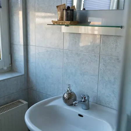 Bright By Interior - Herkulesblick, Familienzimmer, Garten, Bhf Naehe * 卡塞尔