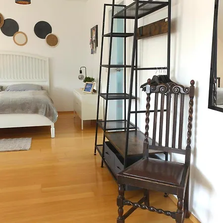 Διαμέρισμα Bright By Interior - Familien App Fuer 4 Personen & Kinderbett - Gartennutzung- Ausblick Zum Herkules - Nahe Ice-bahnhof & Unesco Weltkulturerbe Herkules & Schloss Wilhelmshoehe Κάσελ