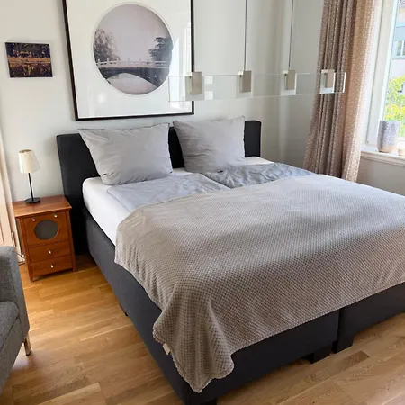 Interior - Premium Und Fuer Bis Zu 5 Personen & Kinderbett - Gartennutzung- Ausblick Zum Herkules - Nahe Ice-bahnhof & Unesco Weltkulturerbe Herkules & Schloss Wilhelmshoehe Kassel