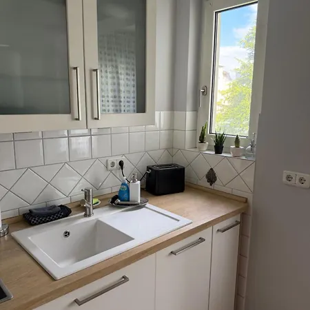 Interior - Premium Und Fuer Bis Zu 5 Personen & Kinderbett - Gartennutzung- Ausblick Zum Herkules - Nahe Ice-bahnhof & Unesco Weltkulturerbe Herkules & Schloss Wilhelmshoehe