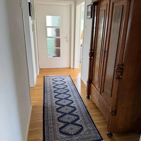Appartement Interior - Premium Und Fuer Bis Zu 5 Personen & Kinderbett - Gartennutzung- Ausblick Zum Herkules - Nahe Ice-bahnhof & Unesco Weltkulturerbe Herkules & Schloss Wilhelmshoehe *