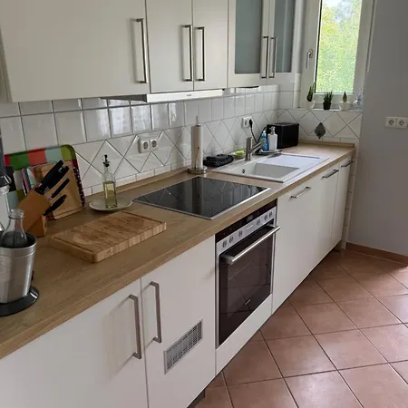 Appartement Interior - Premium Und Fuer Bis Zu 5 Personen & Kinderbett - Gartennutzung- Ausblick Zum Herkules - Nahe Ice-bahnhof & Unesco Weltkulturerbe Herkules & Schloss Wilhelmshoehe