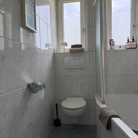 Interior - Premium Und Fuer Bis Zu 5 Personen & Kinderbett - Gartennutzung- Ausblick Zum Herkules - Nahe Ice-bahnhof & Unesco Weltkulturerbe Herkules & Schloss Wilhelmshoehe * Kassel