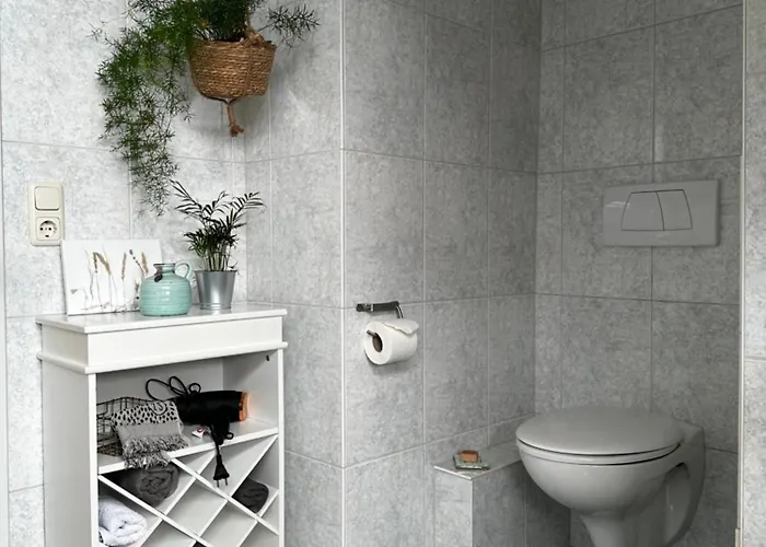 Apartment Bright By Interior - Herkulesblick, Familienzimmer, Garten, Bhf Nähe