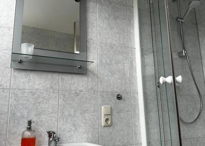 Bright By Interior - Herkulesblick, Familienzimmer, Garten, Bhf Nähe Apartment *