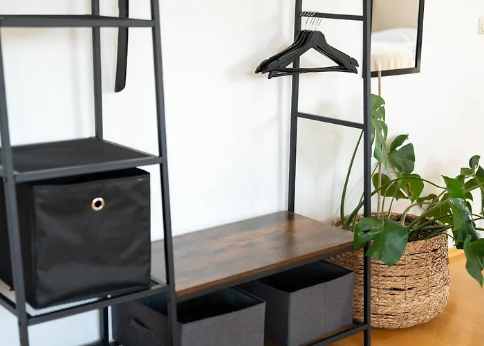 Apartment Bright By Interior - Herkulesblick, Familienzimmer, Garten, Bhf Nähe